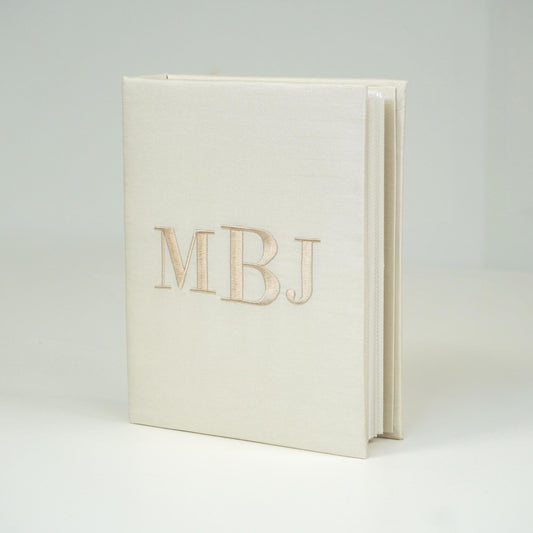 Solid Shantung – Medium Hardbound Album